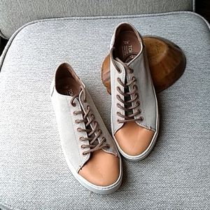 Toms canvass and leather sneaker